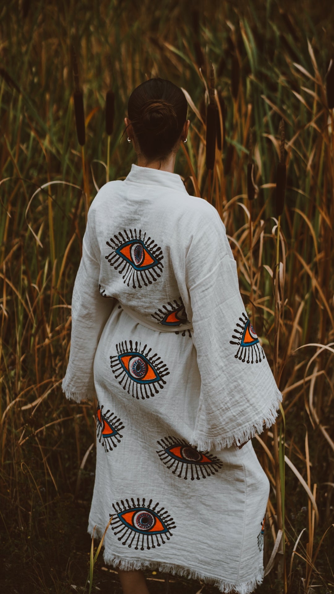Long Cotton Robe: White with Orange Eye
